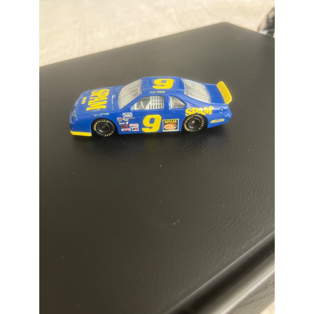 Lake Speed 9 SPAM Melling Racing Ford Thunderbird 1:64 Diecast Car NASCAR Blue
